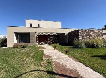 Casa · 493m² · 5 Ambientes · 2 Cocheras · Casa en Venta Barrio El Envero Casas de Campo, Lujan de Cuyo, Mendoza