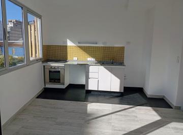 Departamento de 3 ambientes, Balvanera · 3 Plantas en Moderno Edificio, Parece Una Casa o PH