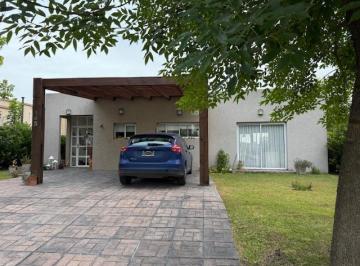 Casa · 162m² · 4 Ambientes · Bc San Alfonso, Pilar del Este - 3 Dormit - 1 Planta - Pileta Climatiz - Coch - Losa Para Seg Planta