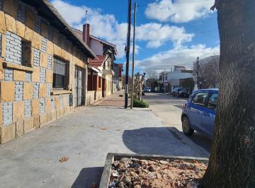 Imagen1 · Casa 3amb Reciclada en Esquina/ Alberti y La Pampa