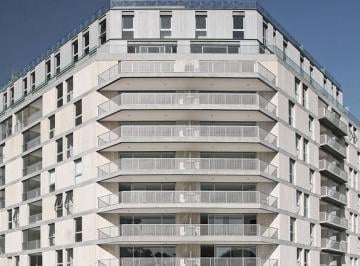 Departamento · 120m² · 3 Ambientes · 1 Cochera · Forum 3amb 3 Baños Full Amenities 150 m²