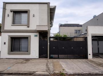 PH · 77m² · 3 Ambientes · 1 Cochera · Dúplex en Venta Apto Banco Listo Para Habitar | Berazategui Centro