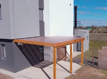 Casa · 165m² · 5 Ambientes · 2 Cocheras · Casa en Venta a Estrenar con Pileta y Vistas Abiertas Interna Nativas Pga