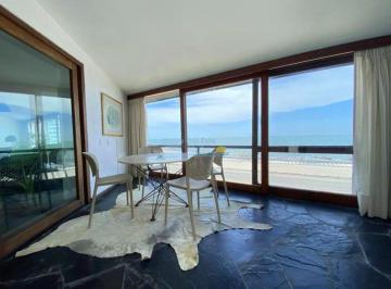 Foto1 · Casa en Venta en Península 6 Dorm., Punta del Este