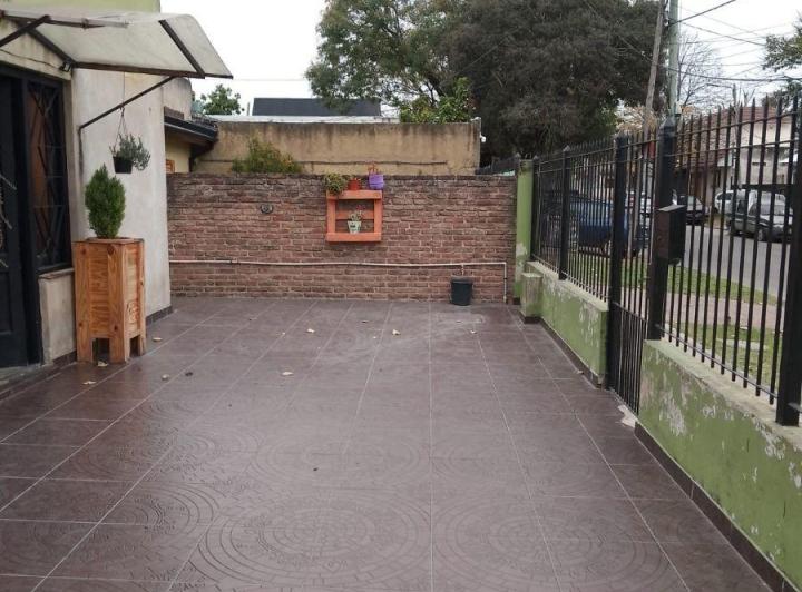 Casa · 70m² · 3 Ambientes · 1 Cochera