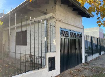 Casa de 3 ambientes, Lomas de Zamora · Casa Construccion Mixta y a Terminar en Planta Alta