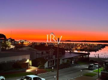 Foto1 · Venta de Apartamento Semipiso con Vista Al Puerto de Punta del Este