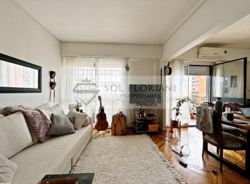 Departamento · 67m² · 3 Ambientes · • Venta: Tres Ambientes (Con Posibilidad de Cuatro) en Piso Alto en Retiro