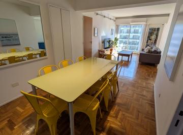 Comedor · Dueño Directo - Piso de 4 Ambientes con Balcón, Palier Privado y Excelente Luz