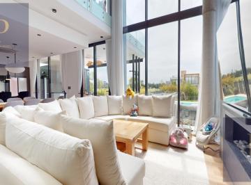 Casa · 280m² · 5 Ambientes · 4 Cocheras · Venta Casa 5 Ambientes en Downtown Greenville Polo&resort