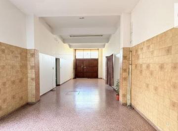 Casa · 202m² · 3 Ambientes · 2 Cocheras · Casa en Talleres Oeste