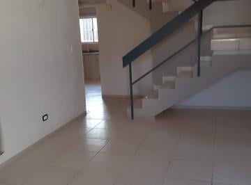 Casa de 6 ambientes, Godoy Cruz · Alquiler Casa
