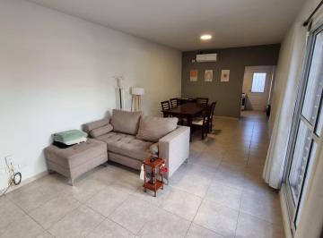 Living-Comedor · Departmento en Complejo Cerrado, Godoy Cruz