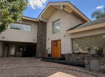 Casa de 5 ambientes, Guaymallén · Barrio Privado del Pilar