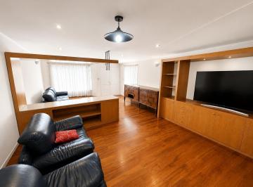 Casa · 315m² · 5 Ambientes · 3 Cocheras · Casa en Venta en Cerro de Las Rosas
