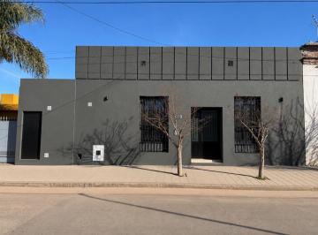 Casa · 136m² · 3 Ambientes · Casa en Lobos