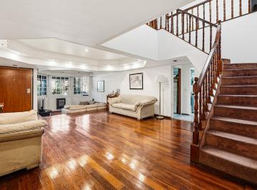Casa · 268m² · 6 Ambientes · 1 Cochera · Venta Casa Lote Propio 6 Ambientes - Velez Sarfield