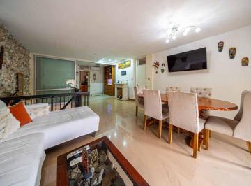 Casa · 250m² · 5 Ambientes · 1 Cochera · Exclusiva Residencia con Espacio Profesional