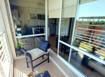 Departamento · 42m² · 2 Ambientes · 1 Cochera · Venta Castelar Dpto 2 Ambientes Balcon Impecable