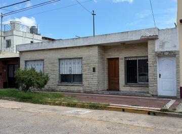 Casa · 85m² · 4 Ambientes · Casa 4 Amb en Zarate Centro, Apto Credito