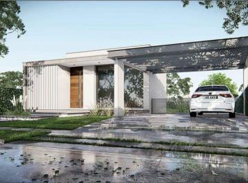 Casa · 120m² · 4 Ambientes · 2 Cocheras · Casa en Venta - Bº La Quebrada - Lujan