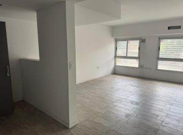 Departamento · 45m² · 1 Ambiente · Venta Oficina Flores
