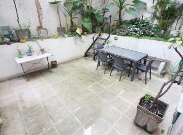Departamento · 61m² · 4 Ambientes · Venta en Recoleta 3 Ambientes con Patio