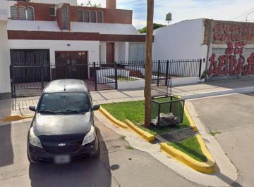 Casa de 10 ambientes, Cutral Có · Excelente Inmueble en Venta en La Ciudad de Cutral Co