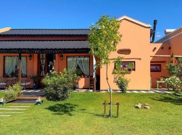 Casa · 139m² · 3 Ambientes · 1 Cochera · Casa en Fincas de San Vicente II