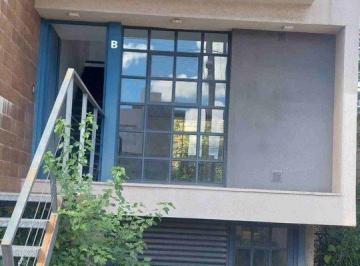 Casa · 125m² · 5 Ambientes · 1 Cochera · Venta Triplex La Paya II