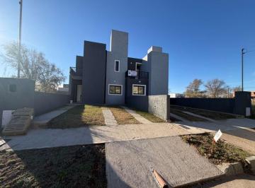 Casa · 100m² · 4 Ambientes · 1 Cochera · Venta Duplex 2 Dom Villa Allende Cordoba