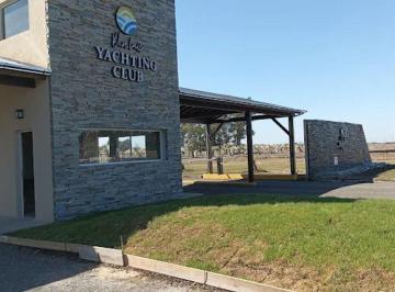 Terreno · 371m² · Lote en Venta - Gral. Rodriguez - B° Yachting C.