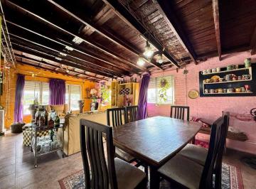 Casa · 92m² · 5 Ambientes · Venta Casa La Teja 3 Dorm. Patio / Barbacoa