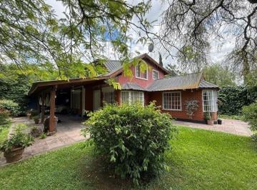 Quinta vacacional · 160m² · 7 Dormitorios · 2 Cocheras · Casa Quinta 7 Amb Venta Francisco Alvarez Permuta
