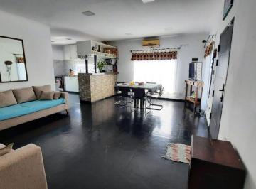 Casa · 118m² · 5 Ambientes · 1 Cochera · Venta Casa 5 Ambientes Matheu Escobar
