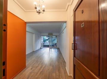 Departamento · 82m² · 5 Ambientes · 1 Cochera · Venta 5 Amb Belgrano Balcón Cochera Baul Luz Crédi