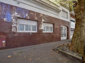 Casa · 265m² · 4 Ambientes · 1 Cochera · Casa en Venta en La Plata 3 Dorm.