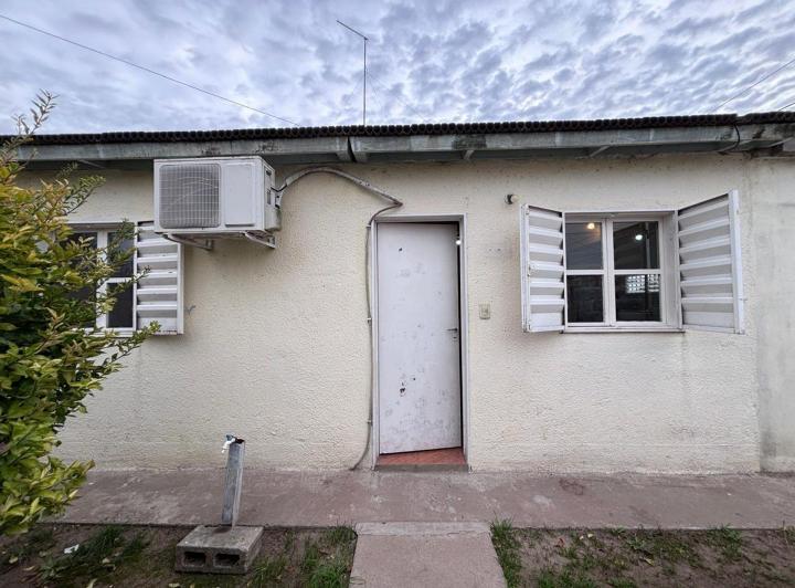 Casa en venta en Malvinas Argentinas  2° Seccion · 5 ambientes
