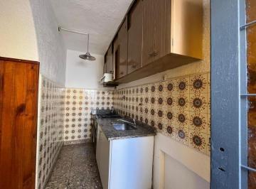 Casa · 120ha · 4 Ambientes · Venta Casa en Caseros, Tres de Febrero