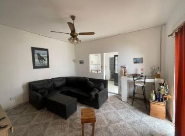 Casa · 132m² · 5 Ambientes · 1 Cochera · Casa en Venta Remedios de Escalada