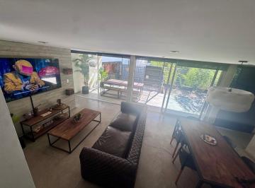 Casa · 185m² · 10 Ambientes · 1 Cochera · Casa Duplex Amoblada en Alquiler - La Calandria Zona Sur