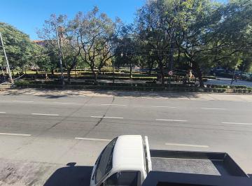 Departamento de 3 ambientes, Córdoba · Depto 2 Dorm. Gigante Frente a Plaza Colón (Patio + Cocina Separada)