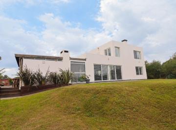 Casa · 140m² · 5 Ambientes · Venta Casa 4 Dorm Frente Al Mar en Jaureguiberry