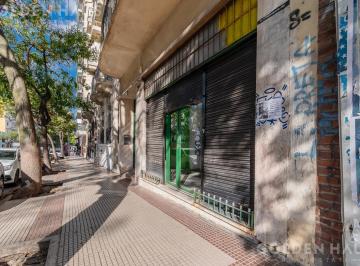 Local comercial · 38m² · Oportunidad Local con Patio Propio en Av Independencia – Bajas Expensas y Apto Crédito