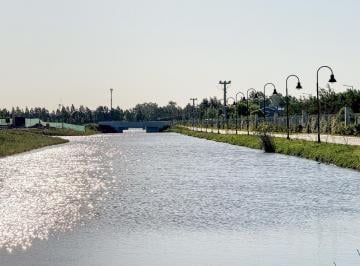 Terreno · 504m² · Lote 67 - Isla I en Venta en Funes Lakes