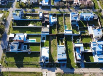 Terreno · 364m² · Lote en 517 Bis E 20 y 21