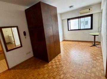 Departamento de 1 ambiente, Recoleta · Recoleta un Ambiente Grande Divisible con Cocina y Baño Completos. Apto Crédito