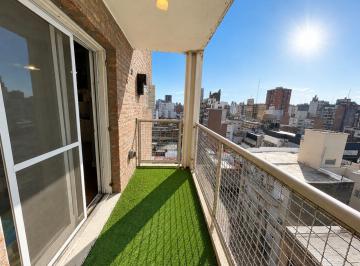 Departamento · 40m² · 2 Ambientes · 1 Cochera · Venta - Departamento de 1 Dormitorio en Centro - Usd 65.000.