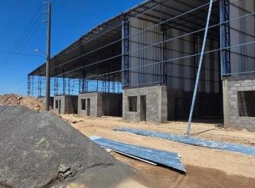 Bodega-Galpón · 420m² · 1 Cochera · Galpón en Guernica