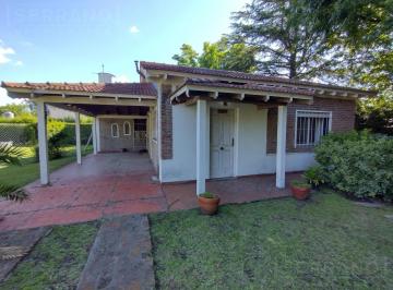 Casa · 75m² · 3 Ambientes · 1 Cochera · Venta Casa 3 Amb Sobre Lote de 1410 m². Apta Credito. Parque Sakura. Exaltacion de La Cruz